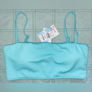 Roxy bikini top (multiple sizes)